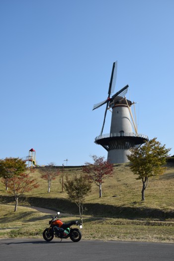 オランダ風車とMT-09