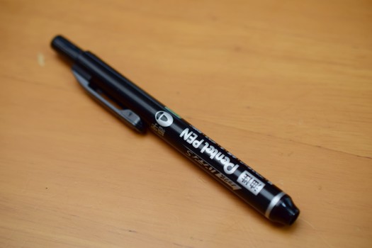 PentelハンディSノック式油性ペン 